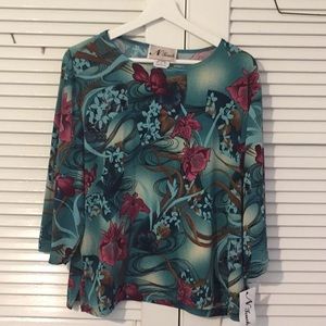 NWT 3/4 length sleeve